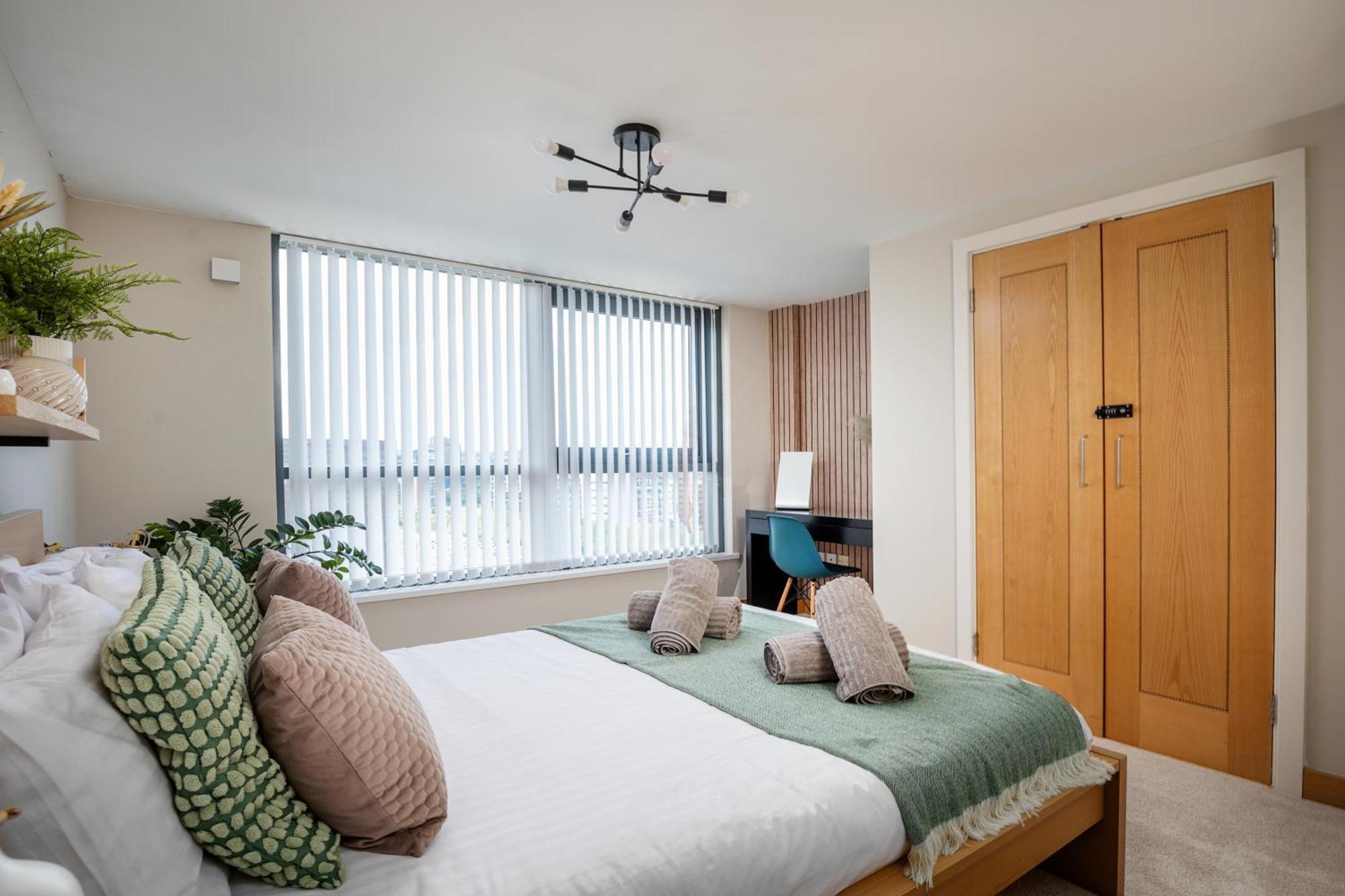 Large Central Penthouse In Leeds Exterior photo